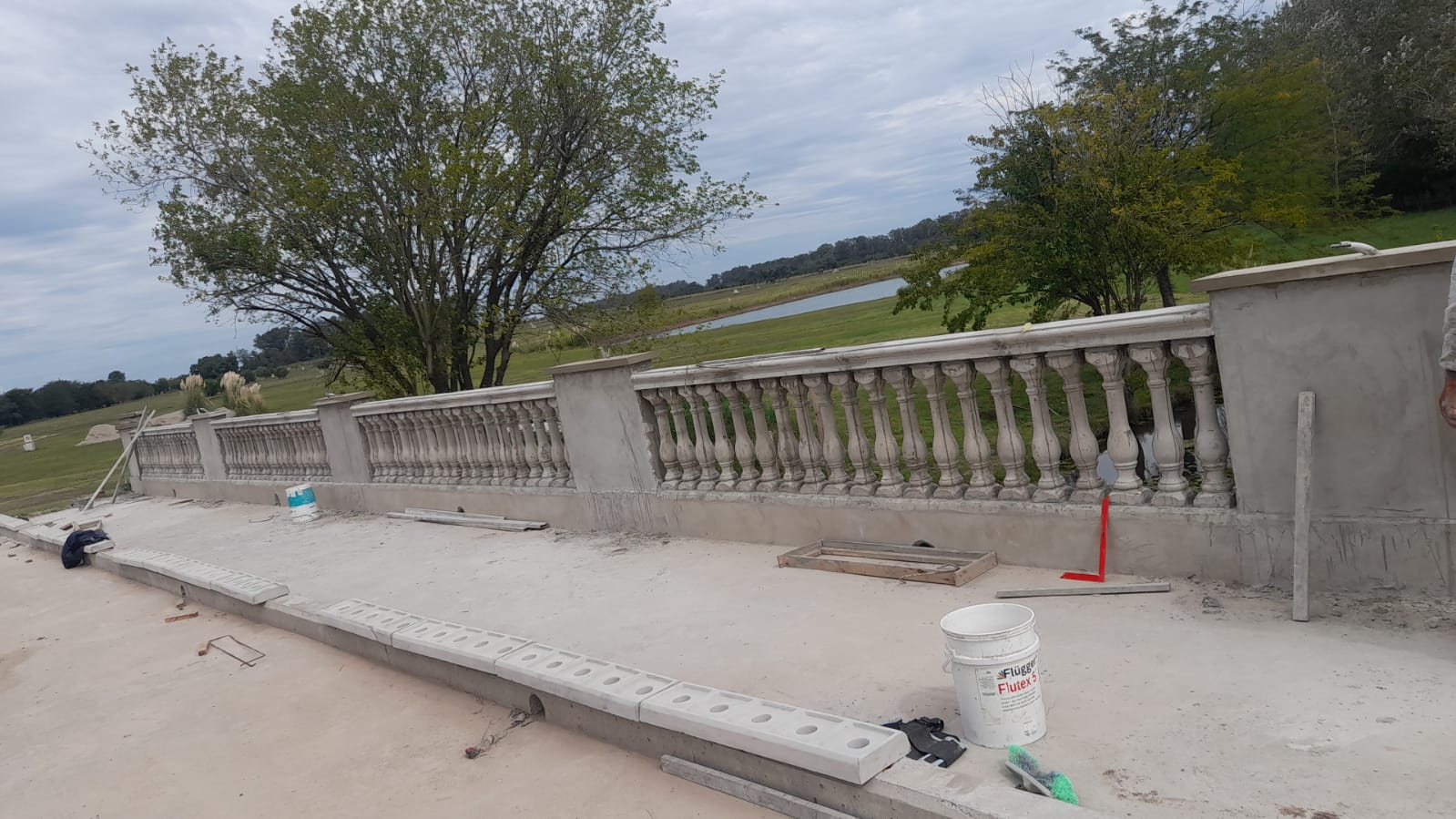 E-603 Balaustre 73 cm