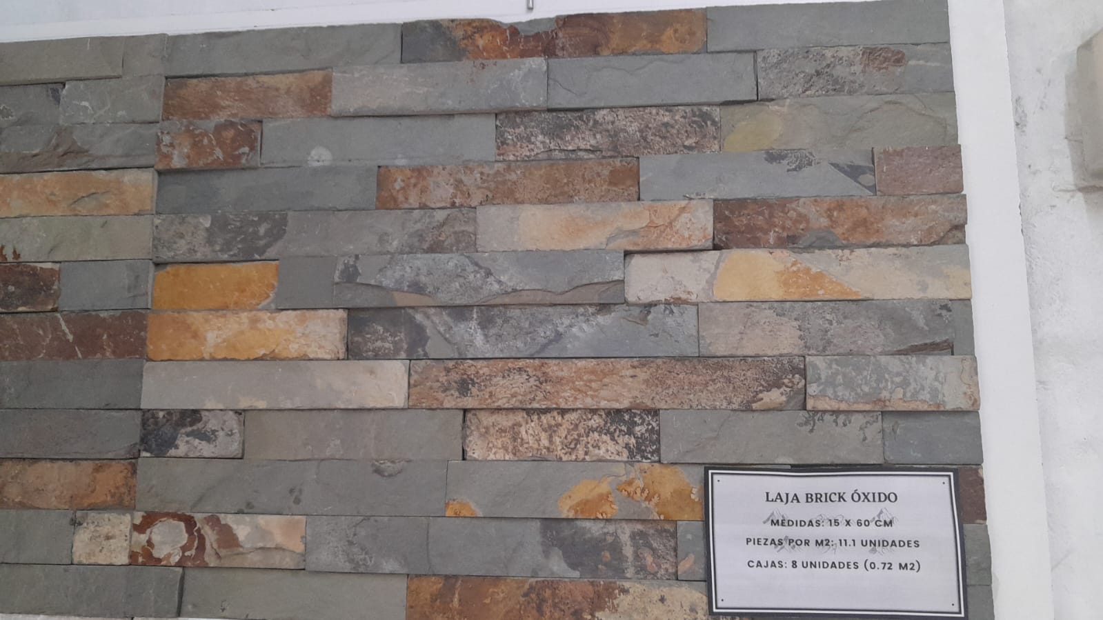 LAJA BRICK OXIDO