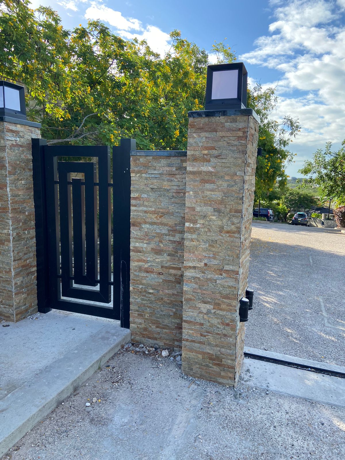 LAJA OXIDO SAN JUAN EARTH QUARTZ