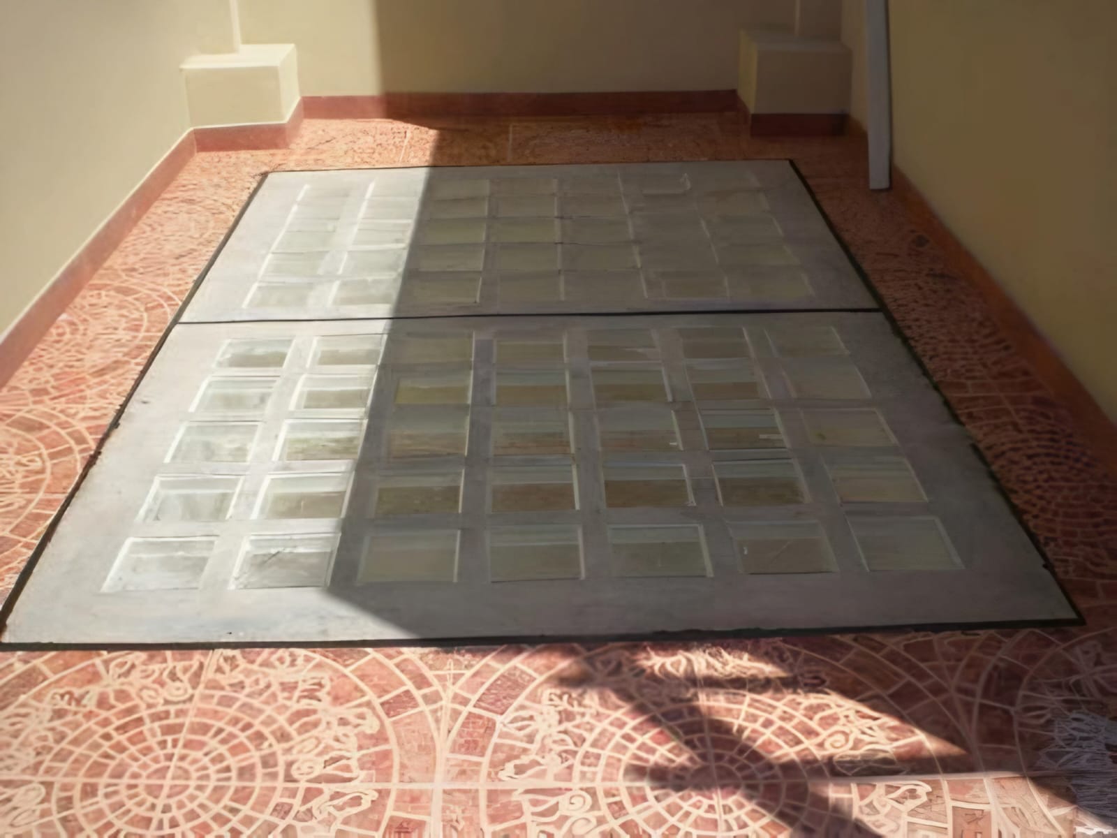 LV-02 Baldosa de Vidrio