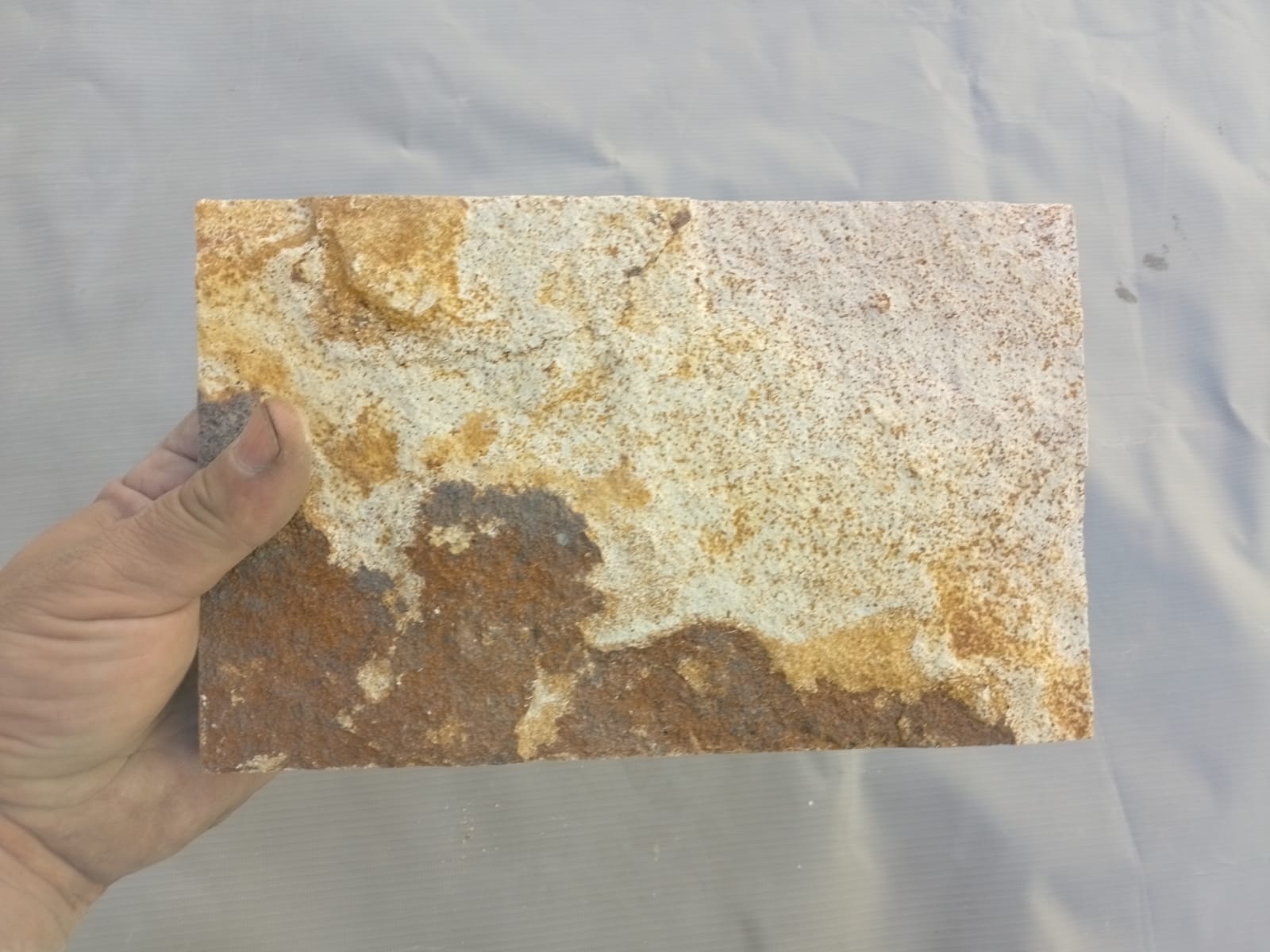 BARILOCHE CORTADA 15 X LL