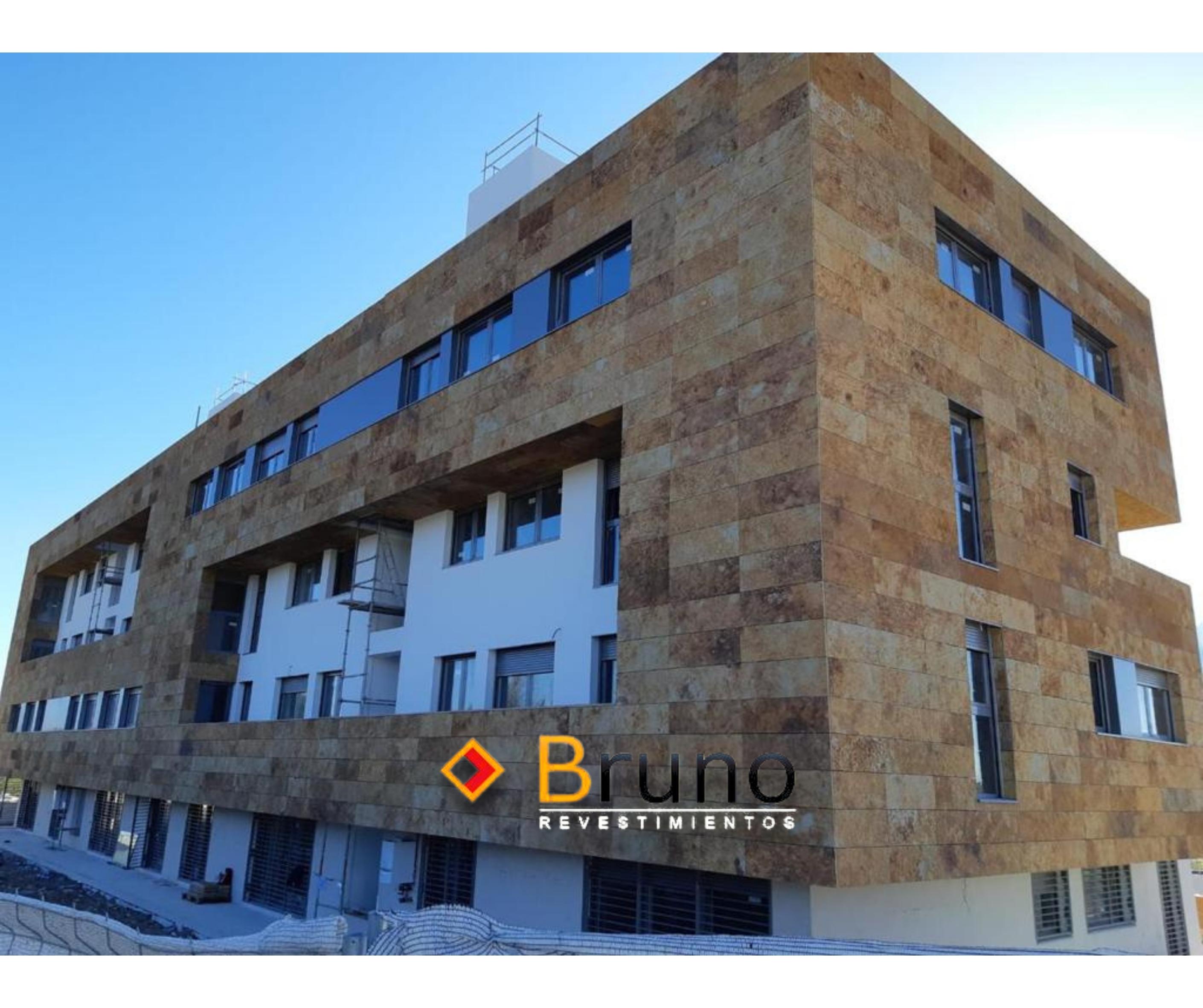 PIEDRA MORISCA ORO 60x40